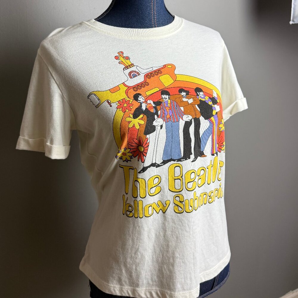 M, The Beatles Graphic T